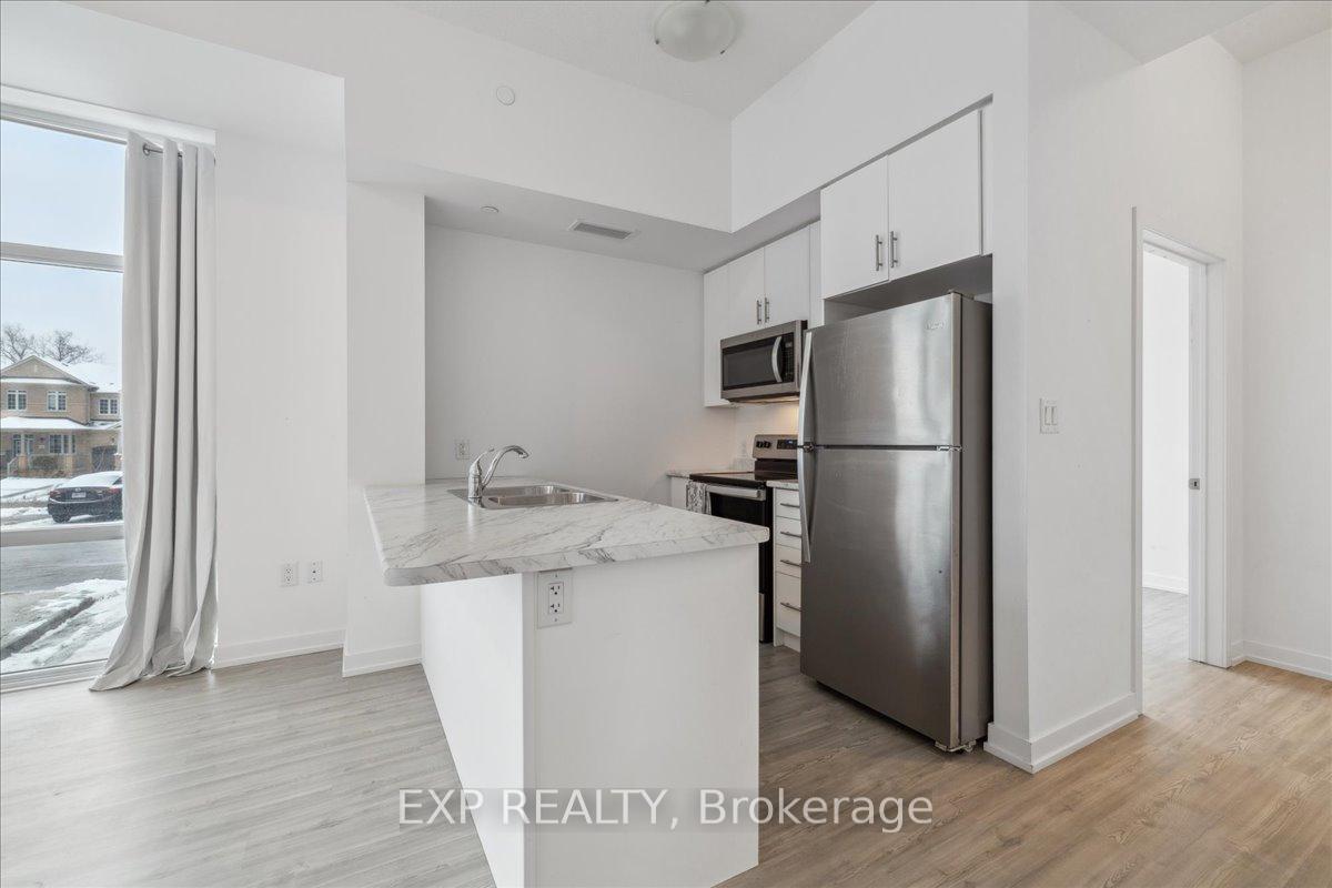 2 Bedrooms Condo at 450 Dundas,  Hamilton For sale