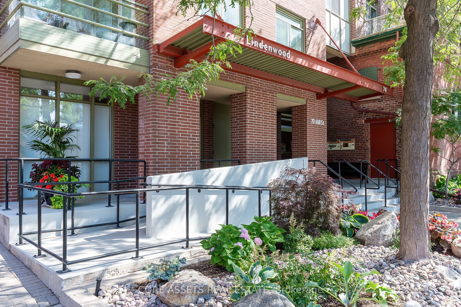 70 Mill Street, #810
