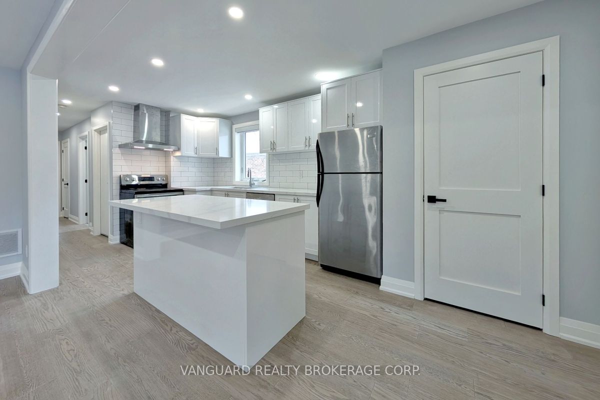 14 Bradfield Avenue