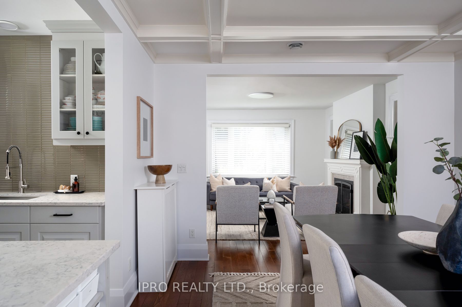 12 Mortimer Avenue