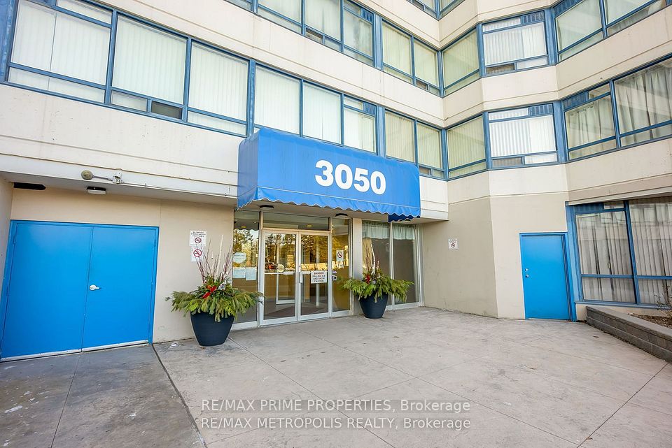#821 - 3050 Ellesmere Road, Toronto, ON M1E 5E6