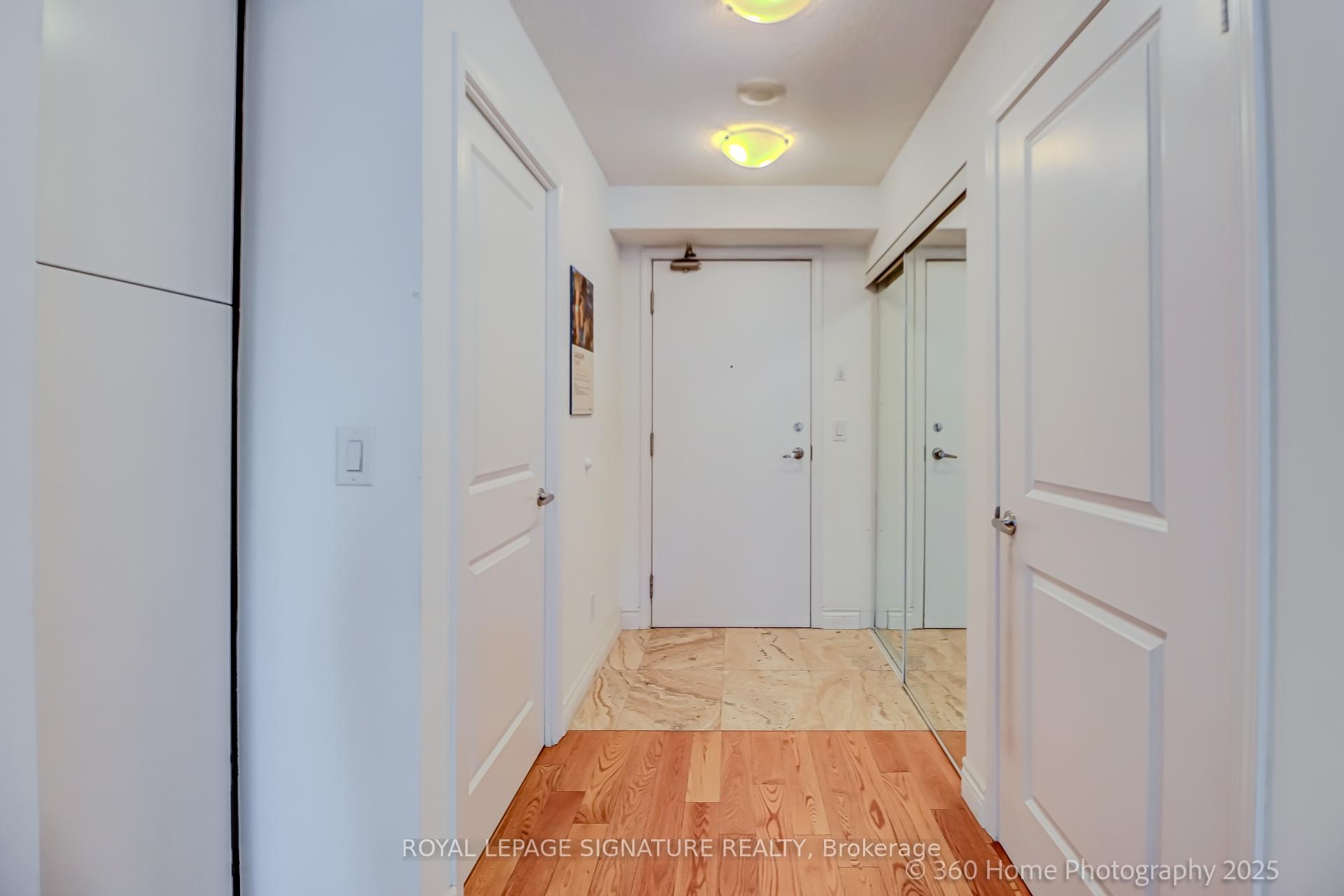 Condo at 27 Rean,  Toronto For sale