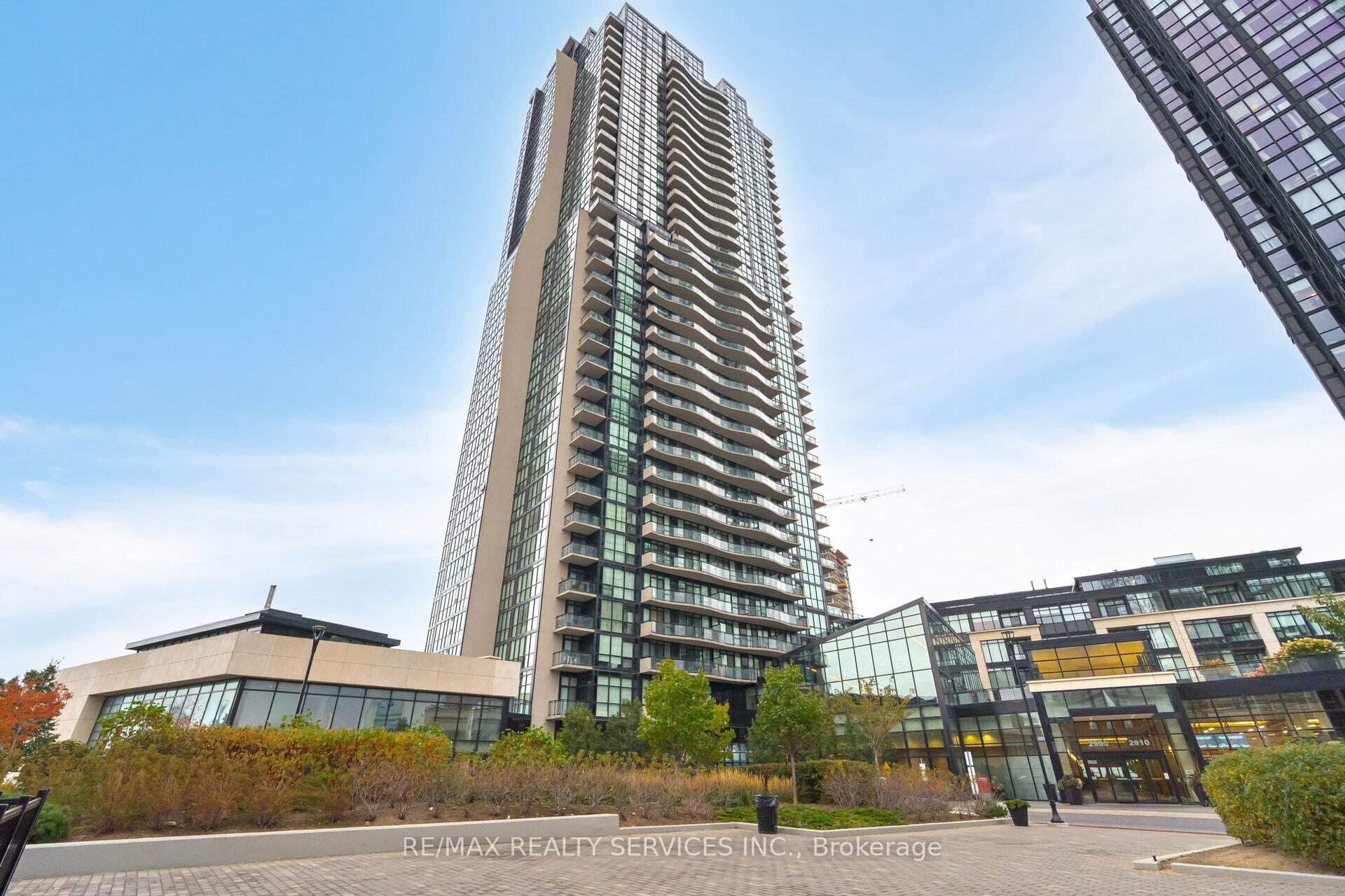 3 Bedrooms Condo at 2900 Highway 7, Vaughan For sale