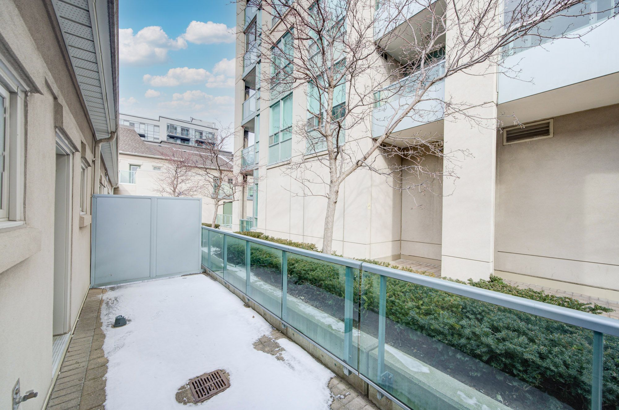32 Kenaston Gardens TH103