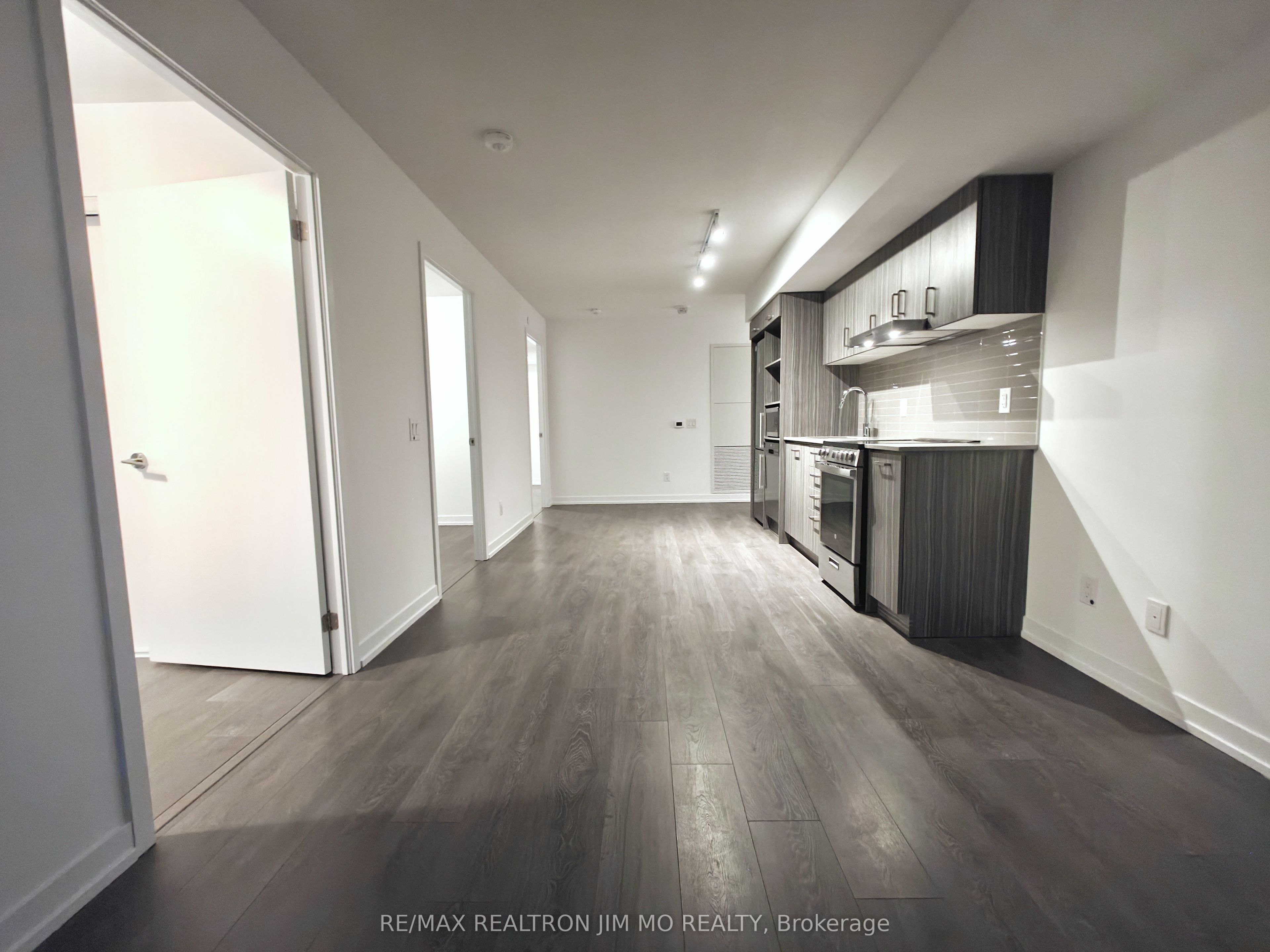 219 Dundas Street E, #1907
