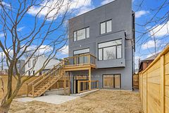 187 Roe Avenue