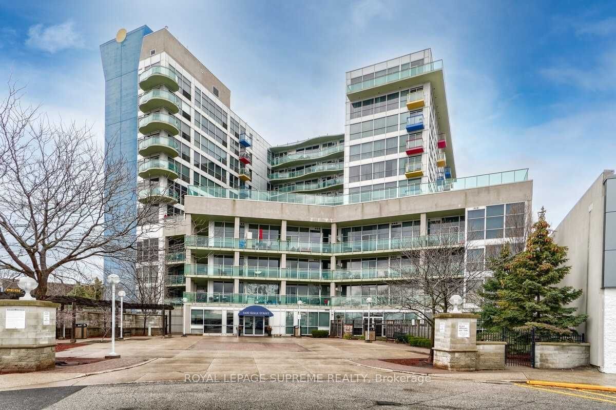 #202 - 1600 Keele Street, Toronto, ON M6N 5J1