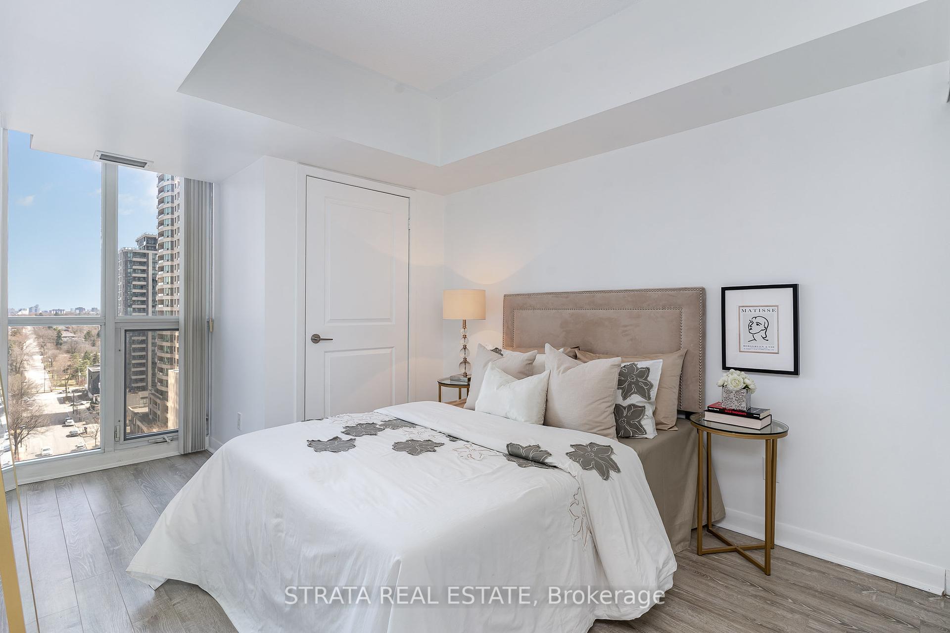3 Bedrooms Condo at 4978 Yonge, Toronto For sale