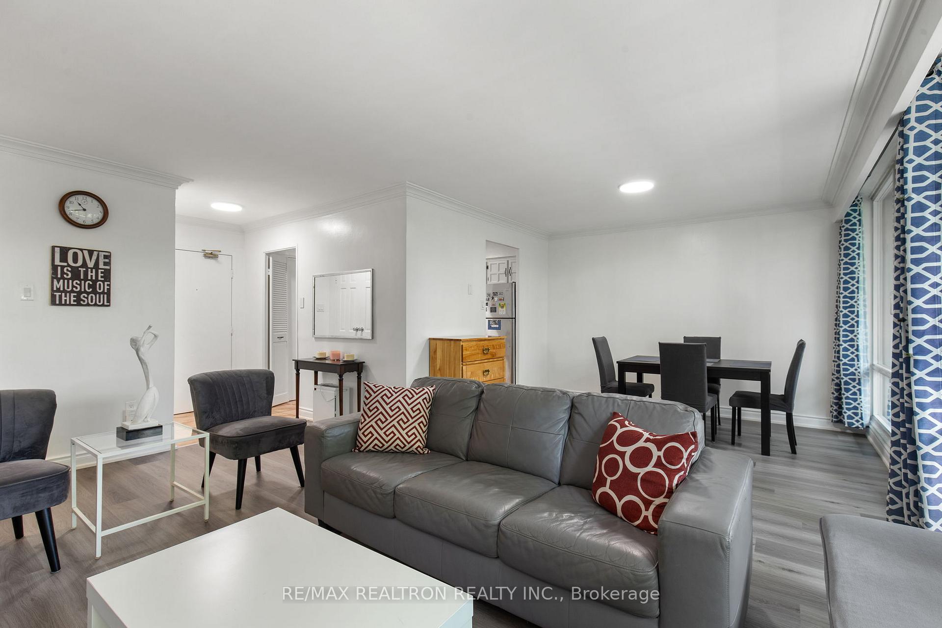 1 Bedroom Condo at 3555 Bathurst, Toronto For sale