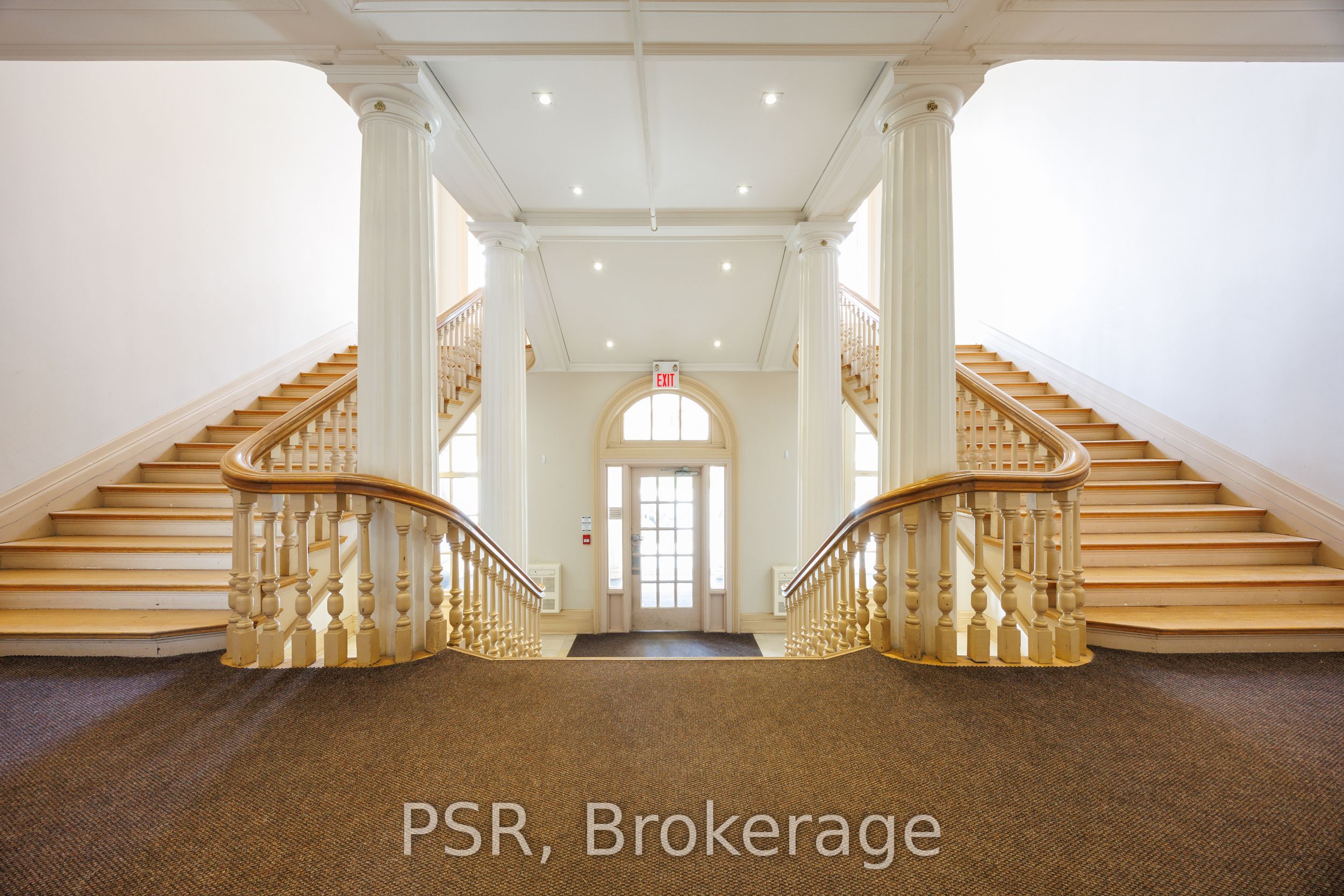 201 Carlaw Avenue, #311