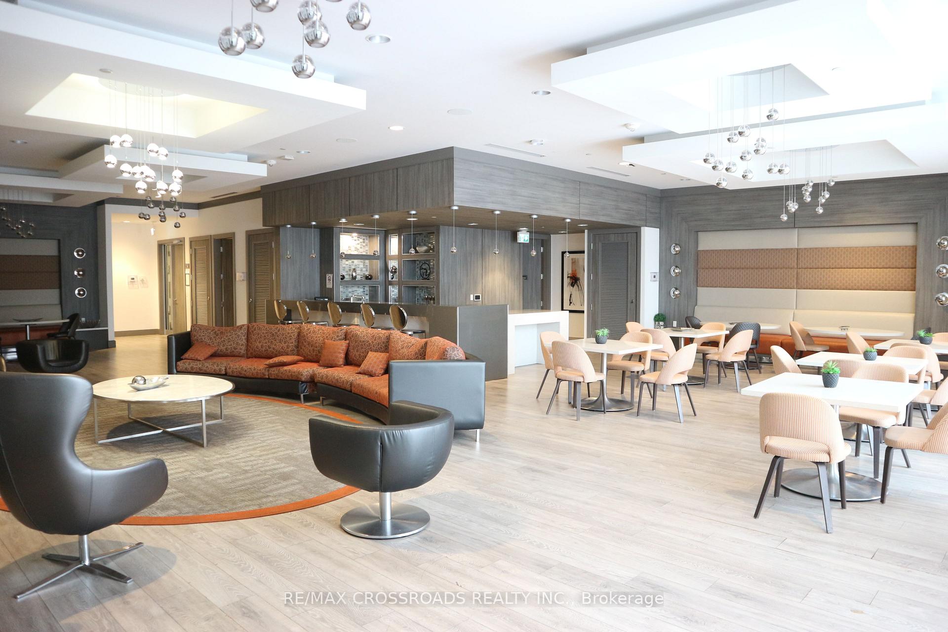 2 Bedrooms Condo at 60 Ann O’Reilly, Toronto For sale