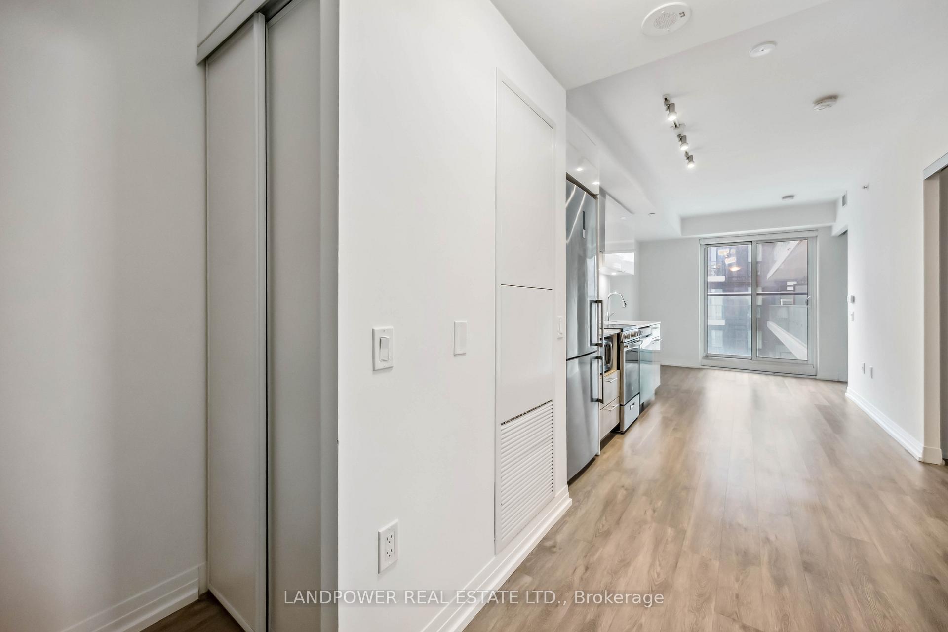 2 Bedrooms Condo at 251 Jarvis, Toronto For sale