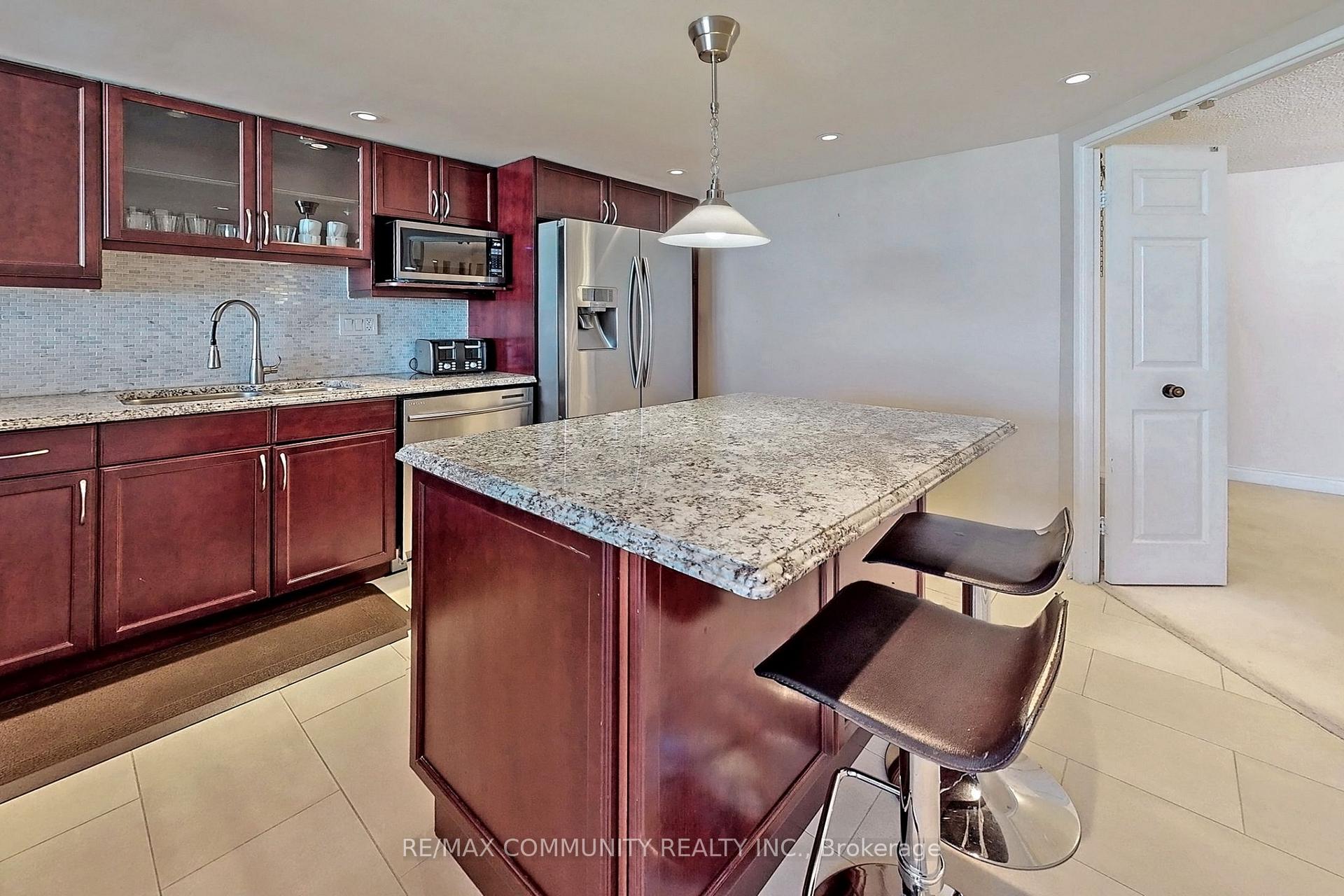 2 Bedrooms Condo at 2330 Bridletowne, Toronto For sale
