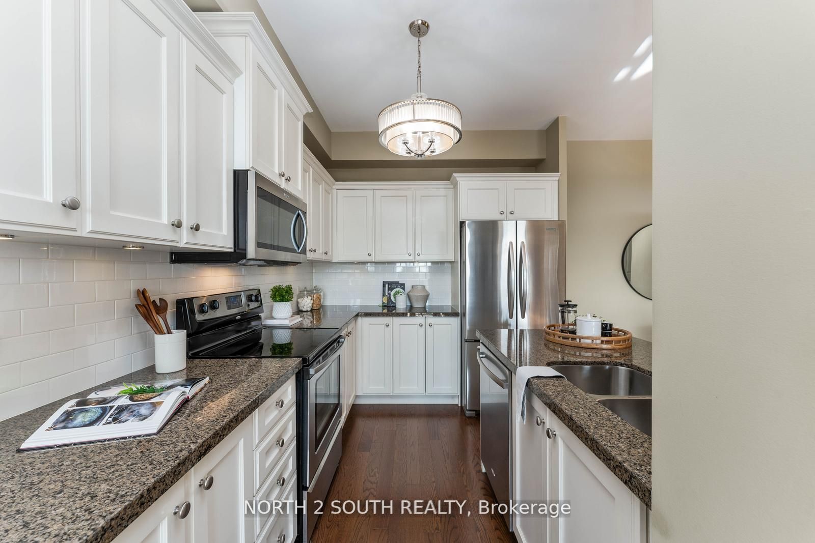 281 Woodbridge Avenue, #521