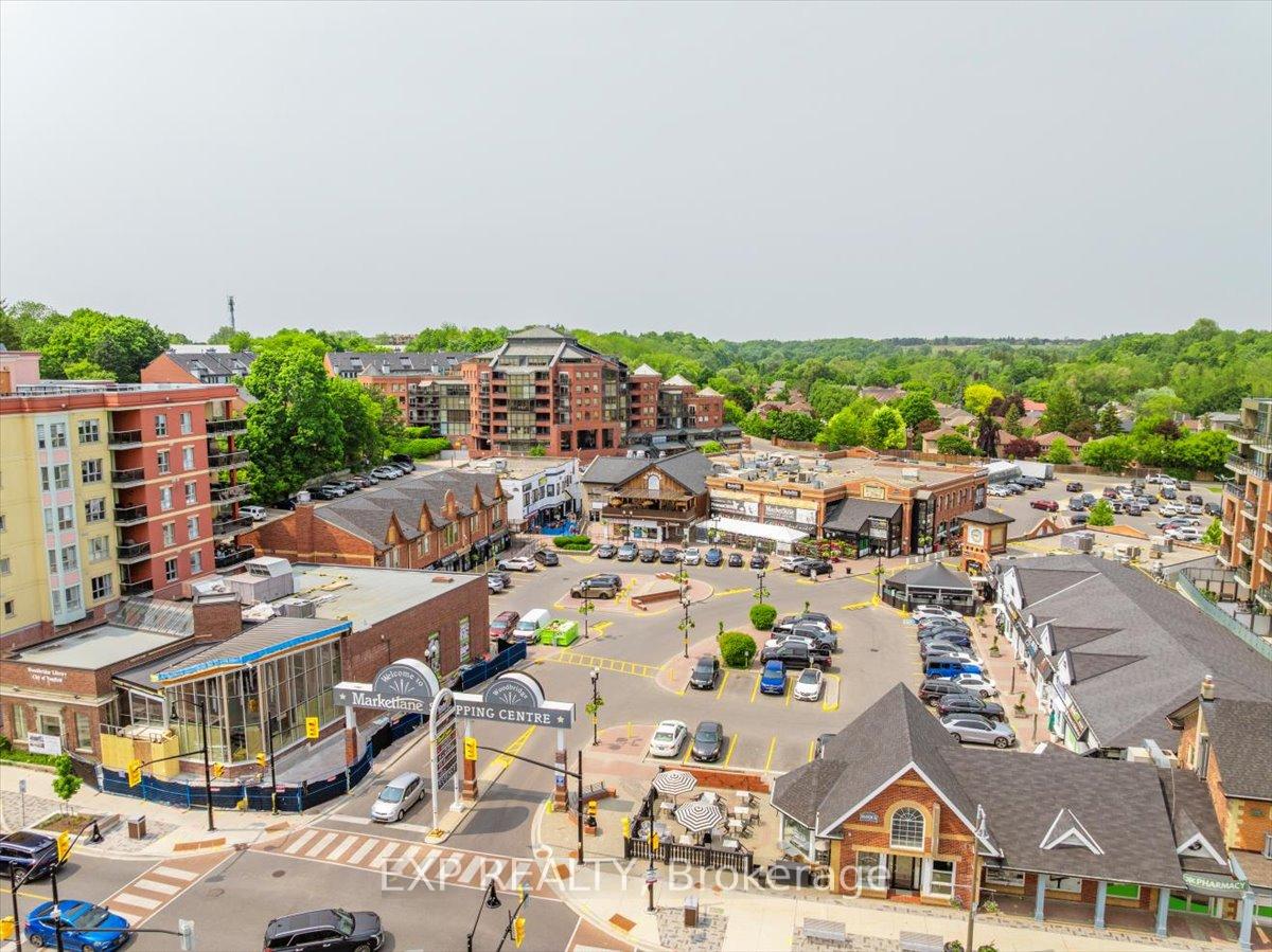 1 Bedroom Condo at 141 Woodbridge, Vaughan For sale