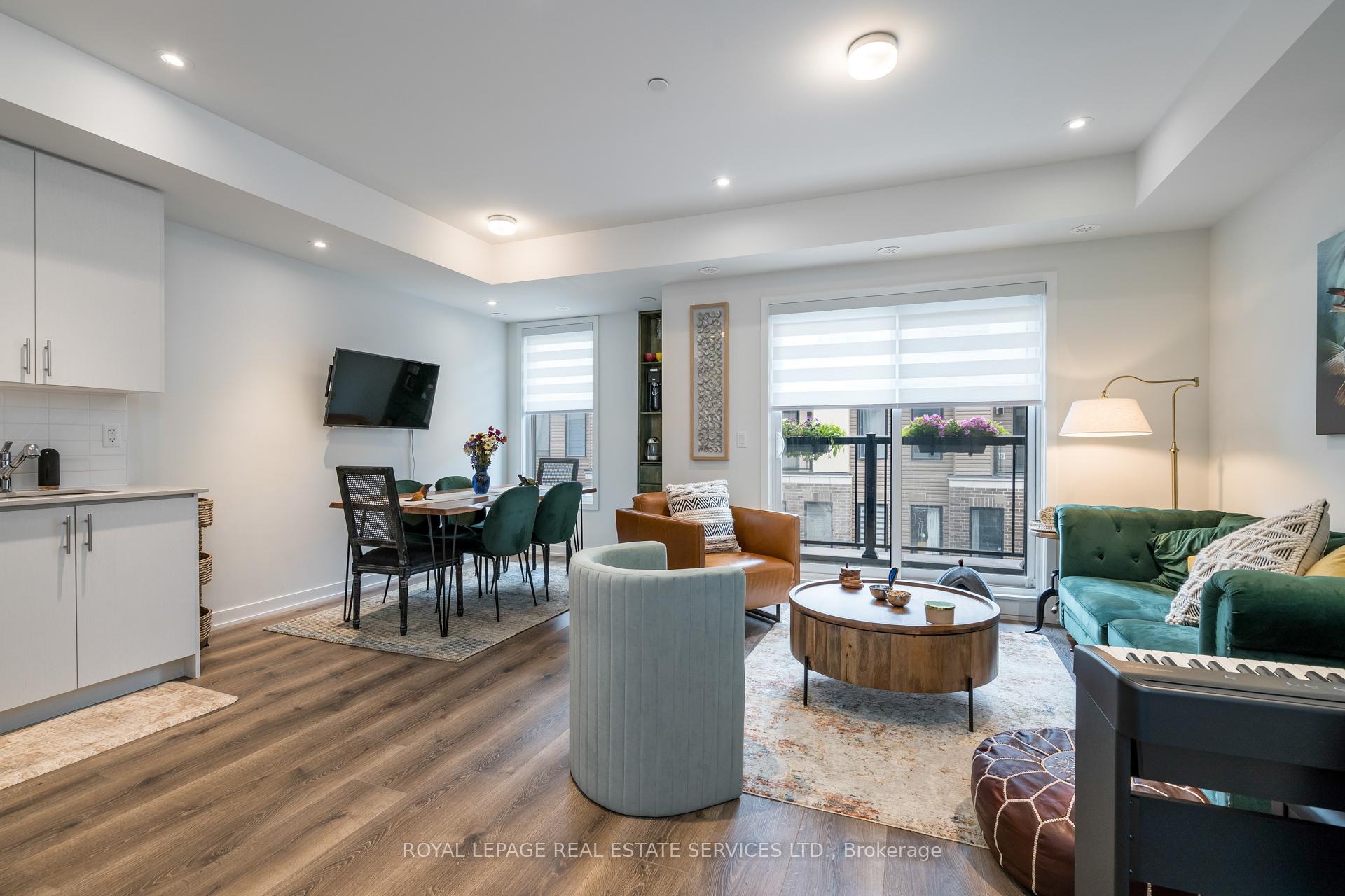 2 Bedrooms Condo at 3415 RIDGEWAY, Mississauga For sale