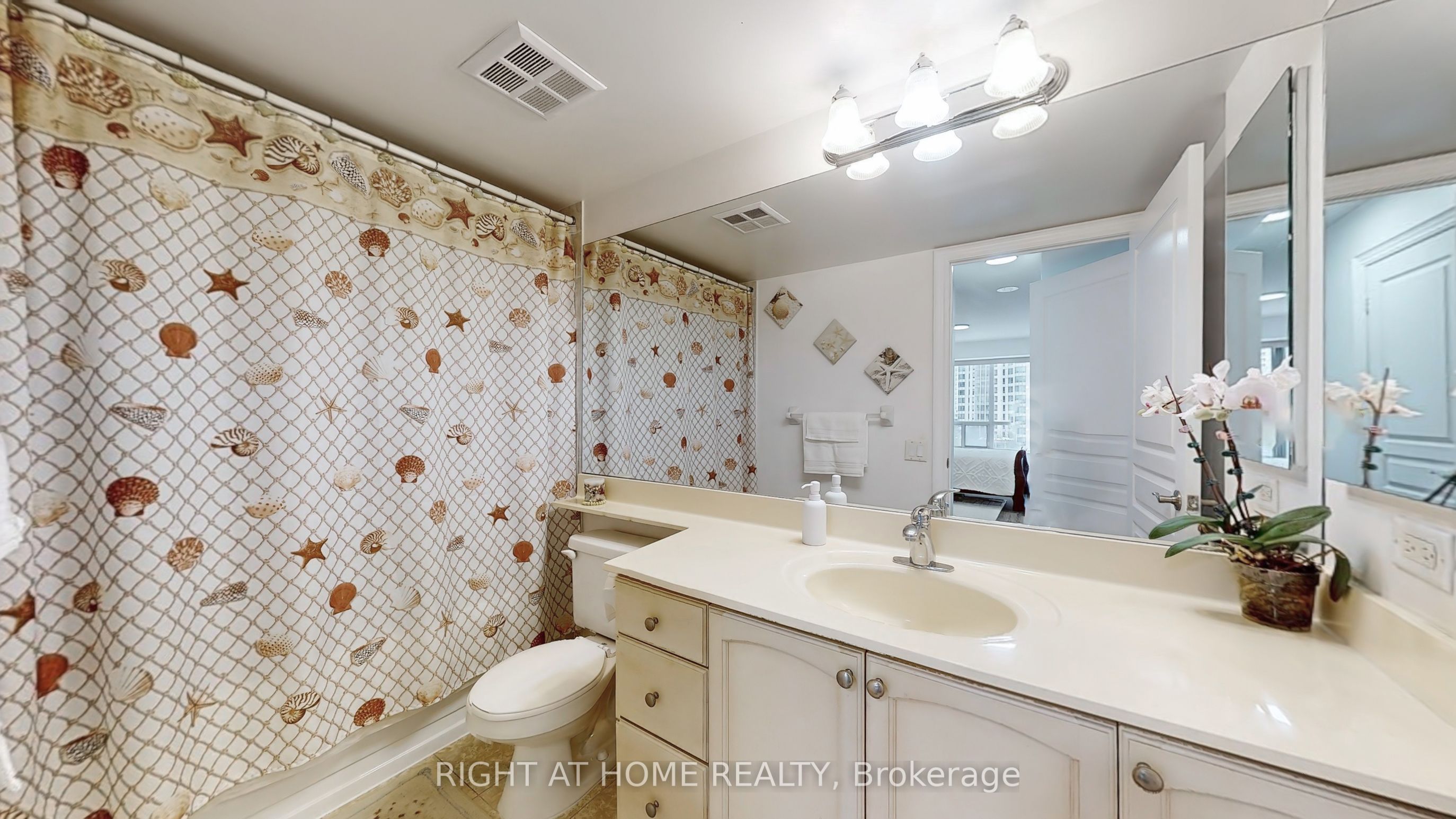 8 Mckee Avenue, #901