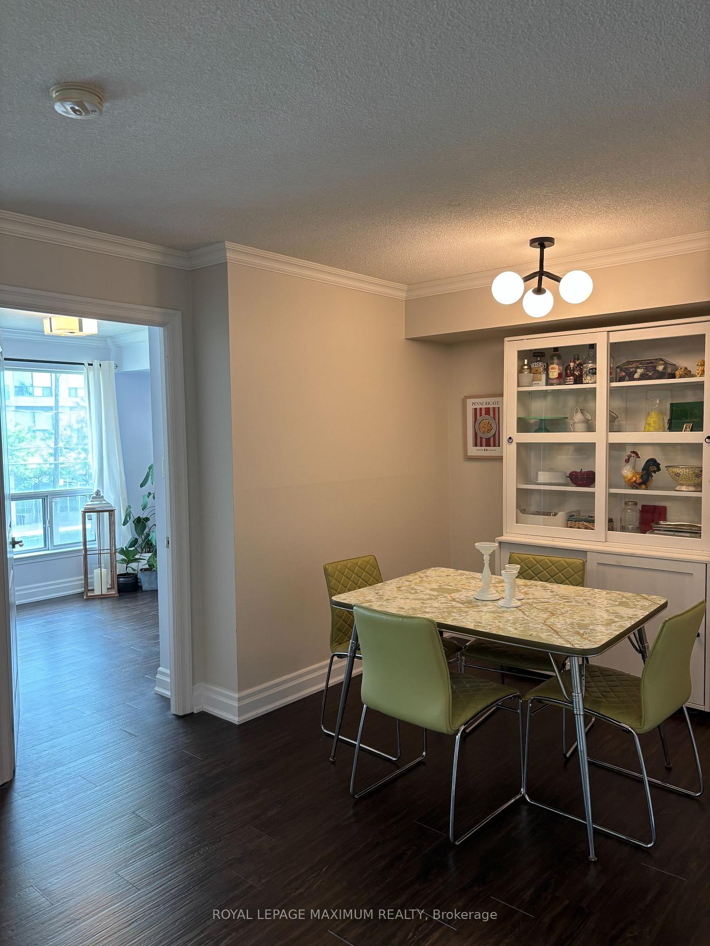 2 Bedrooms Condo at 920 Sheppard, Toronto For sale