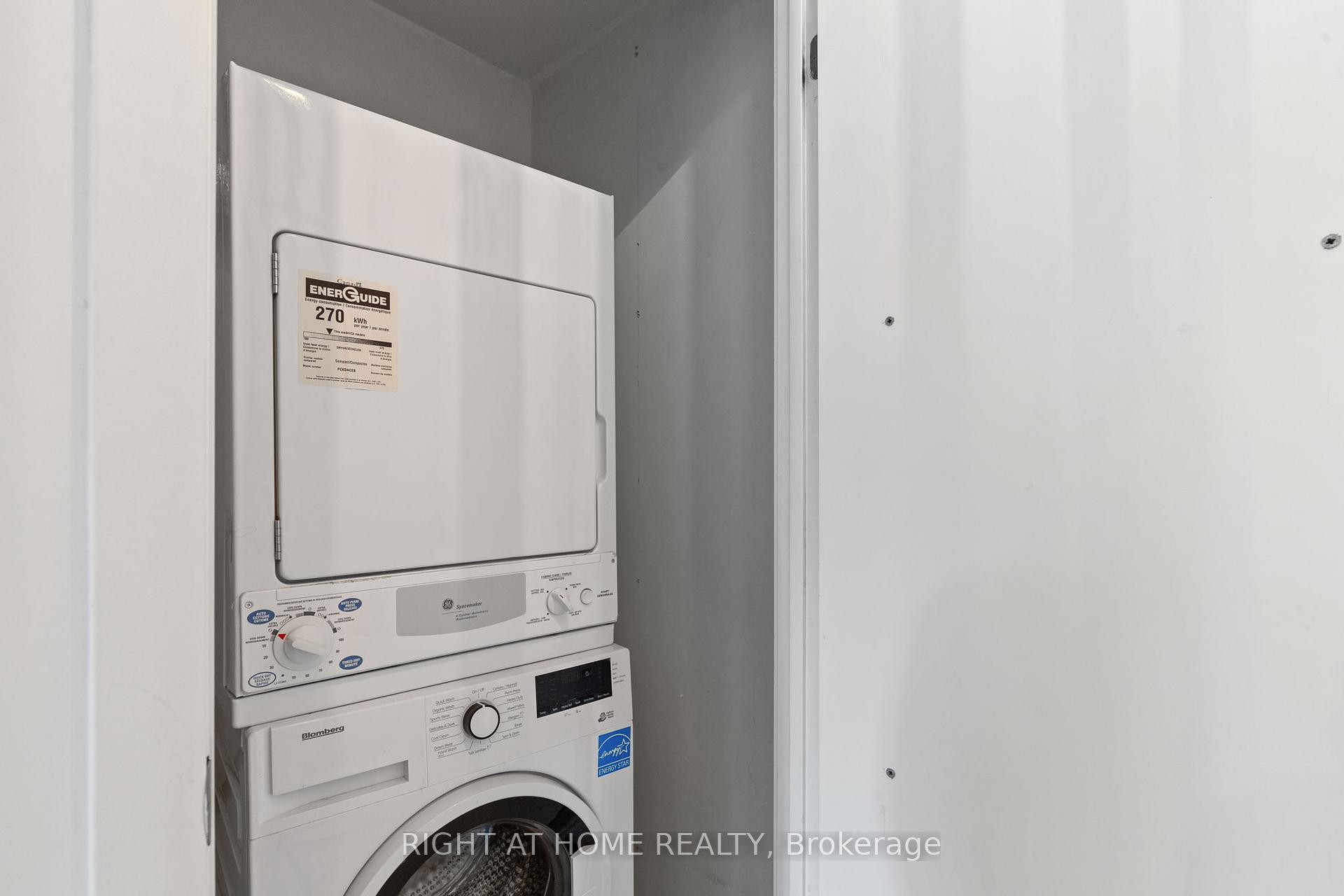 1 Bedroom Condo at 478 king, Toronto For sale