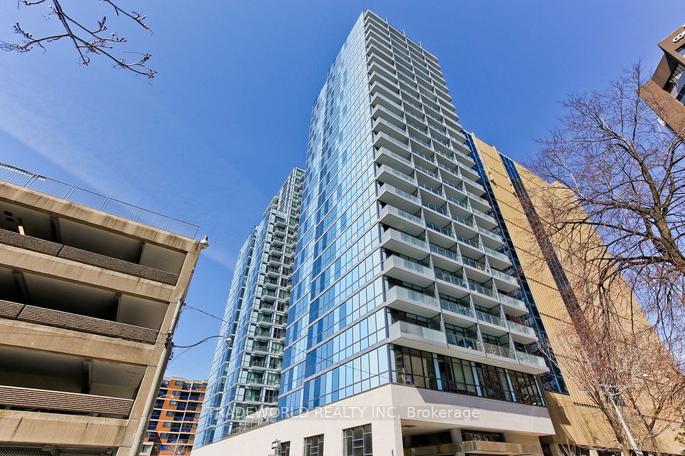 #909 - 210 Simcoe Street, Toronto, ON M5T 0A9