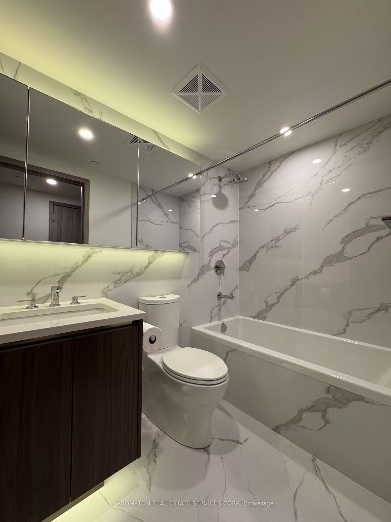 1 Concord Cityplace Way, #818