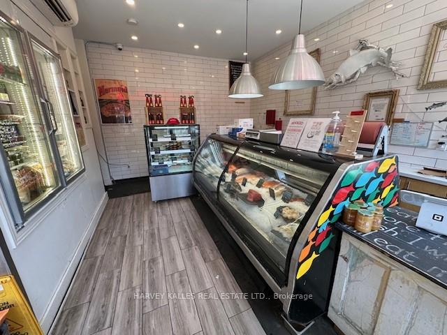 206 Baldwin Street Main
