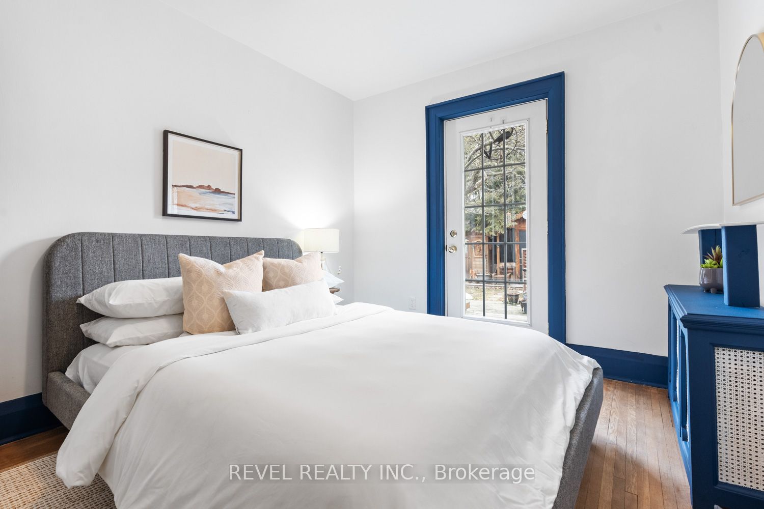 8 Sunnybrook Road