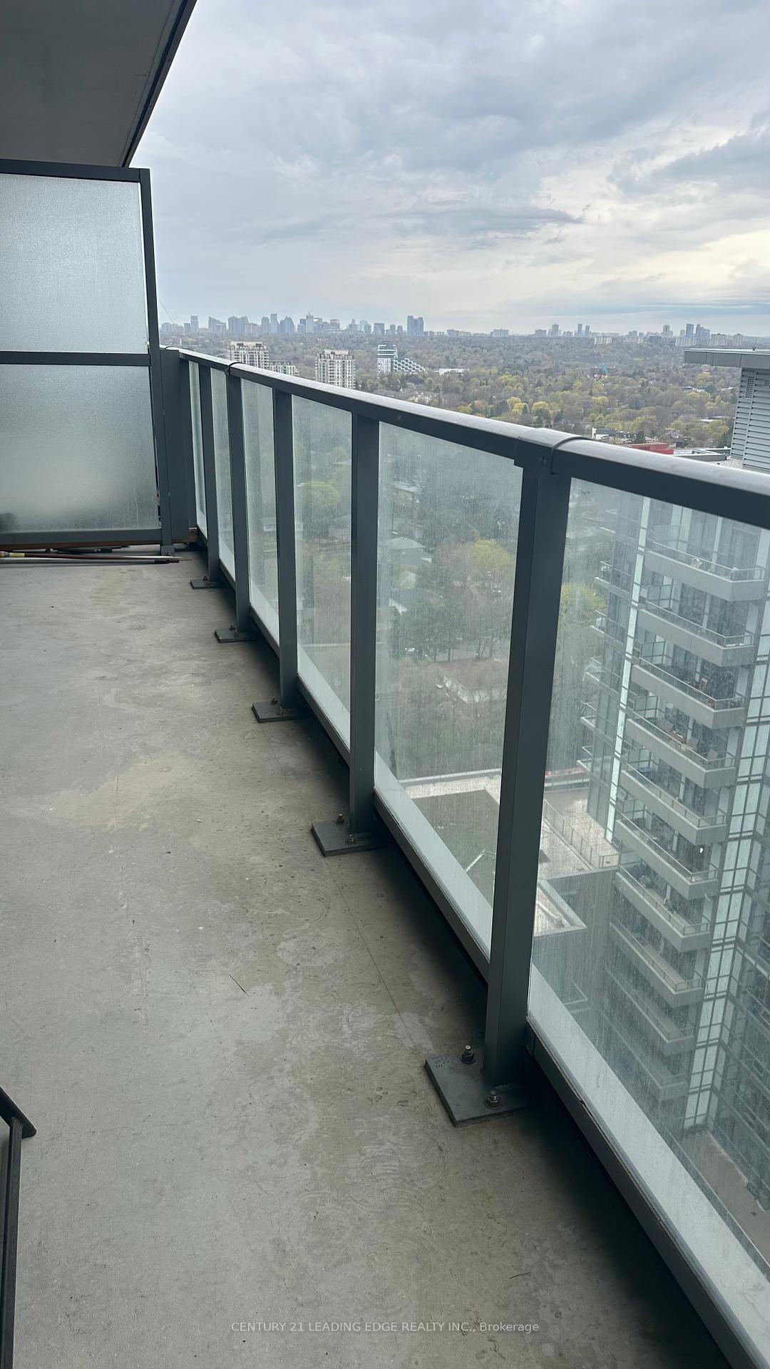 2 Bedrooms Condo at 50 FOREST MANOR,  Toronto For sale