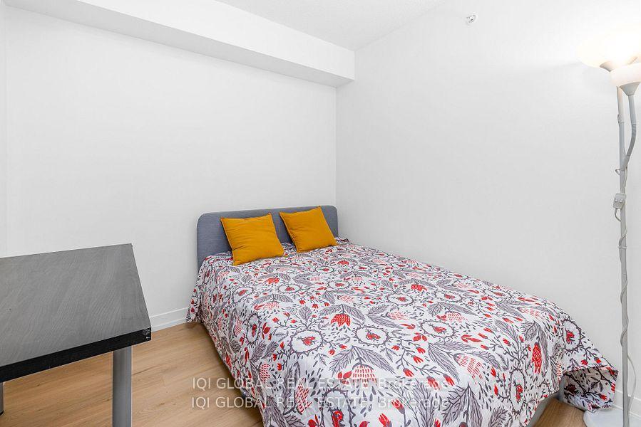 2 Bedrooms Condo at 1420 Dupont, Toronto For sale