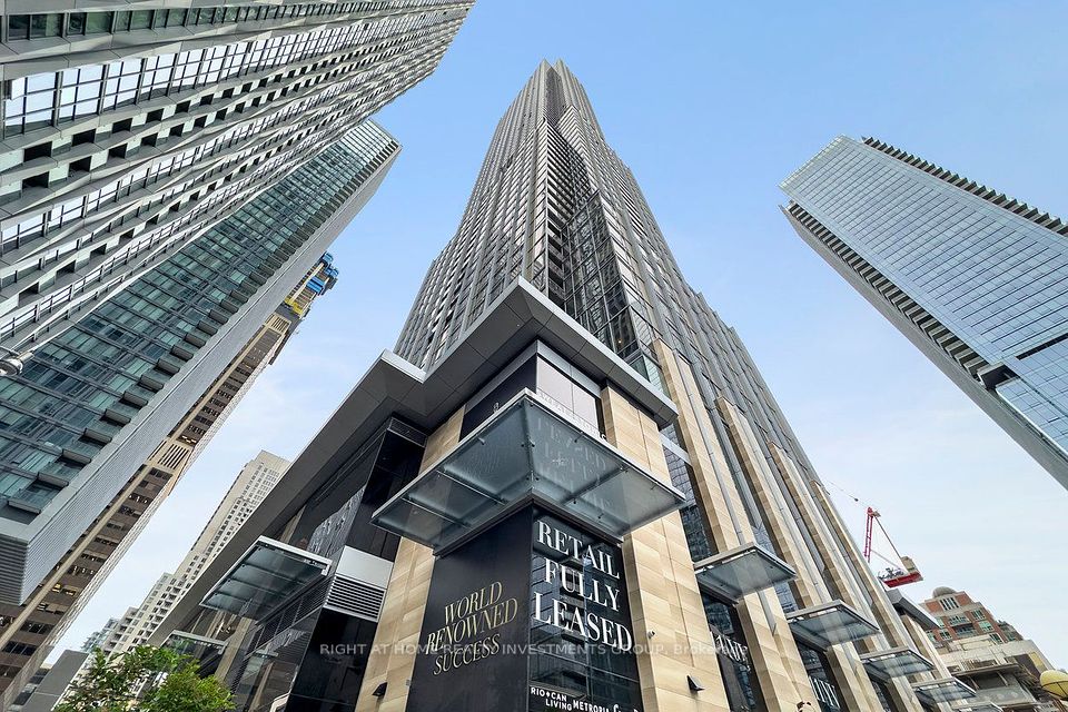 11 Yorkville