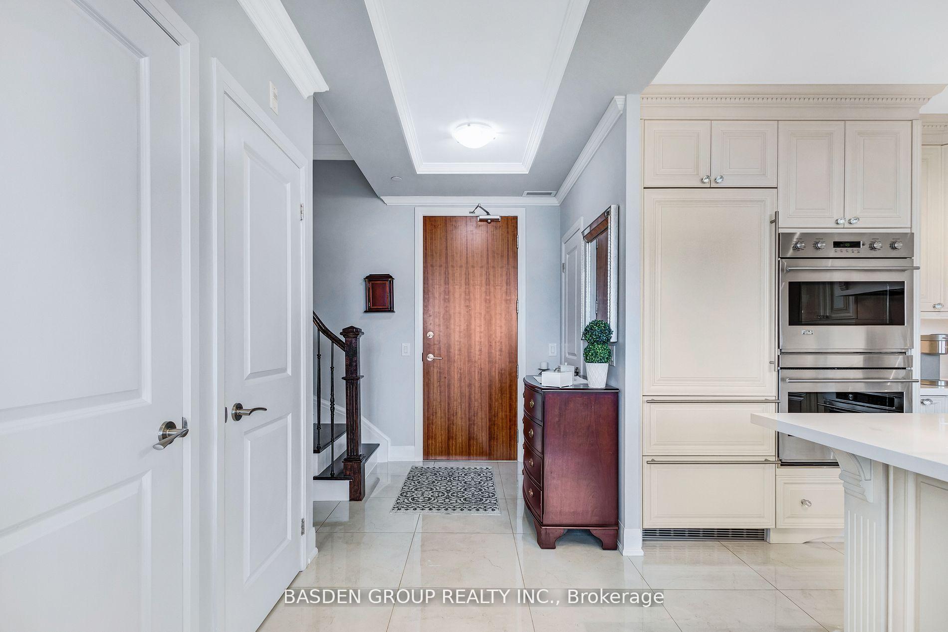 4 Bedrooms Condo at 4700 Highway 7, Vaughan For sale