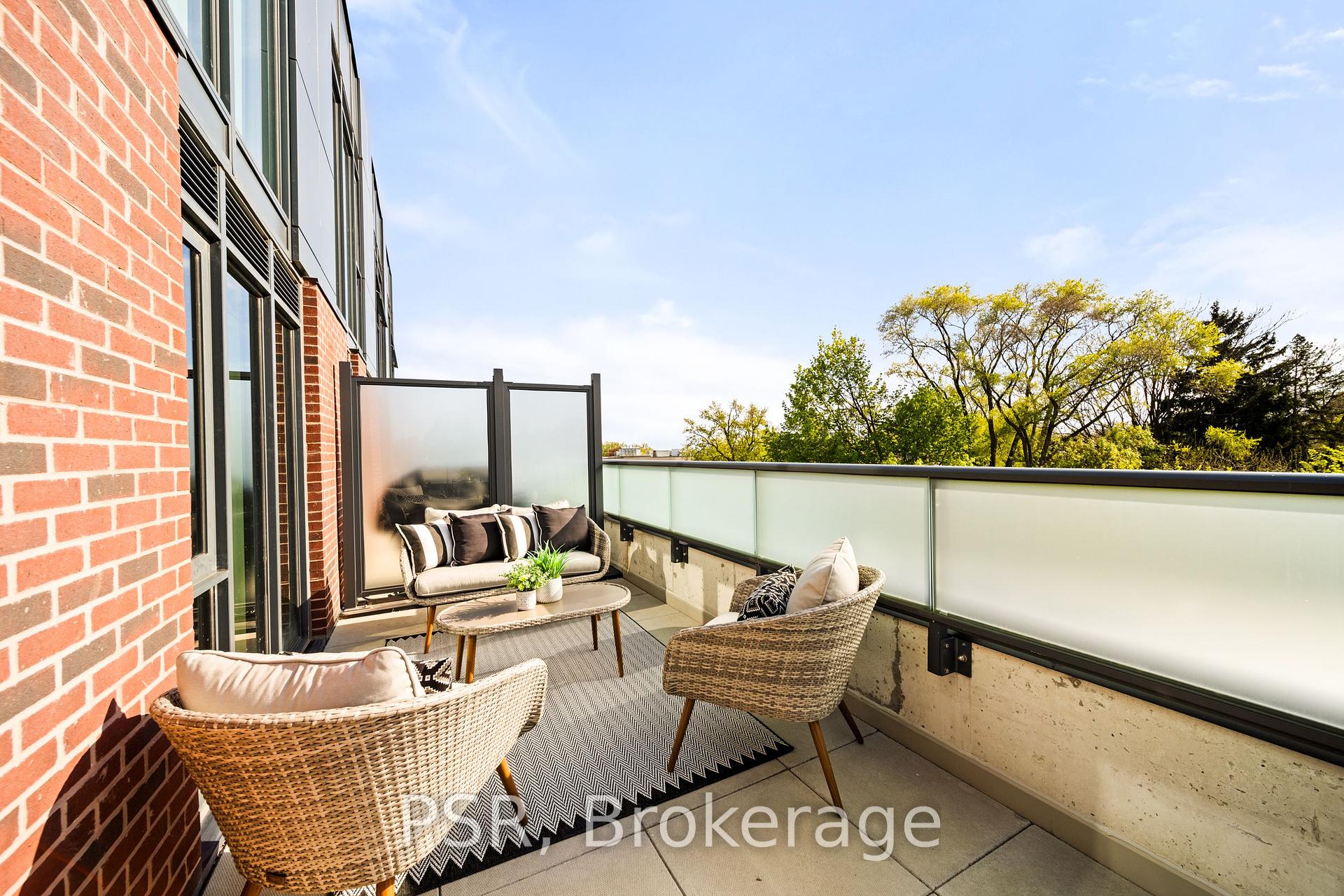 3 Bedrooms Condo at 430 Roncesvalles, Toronto For sale