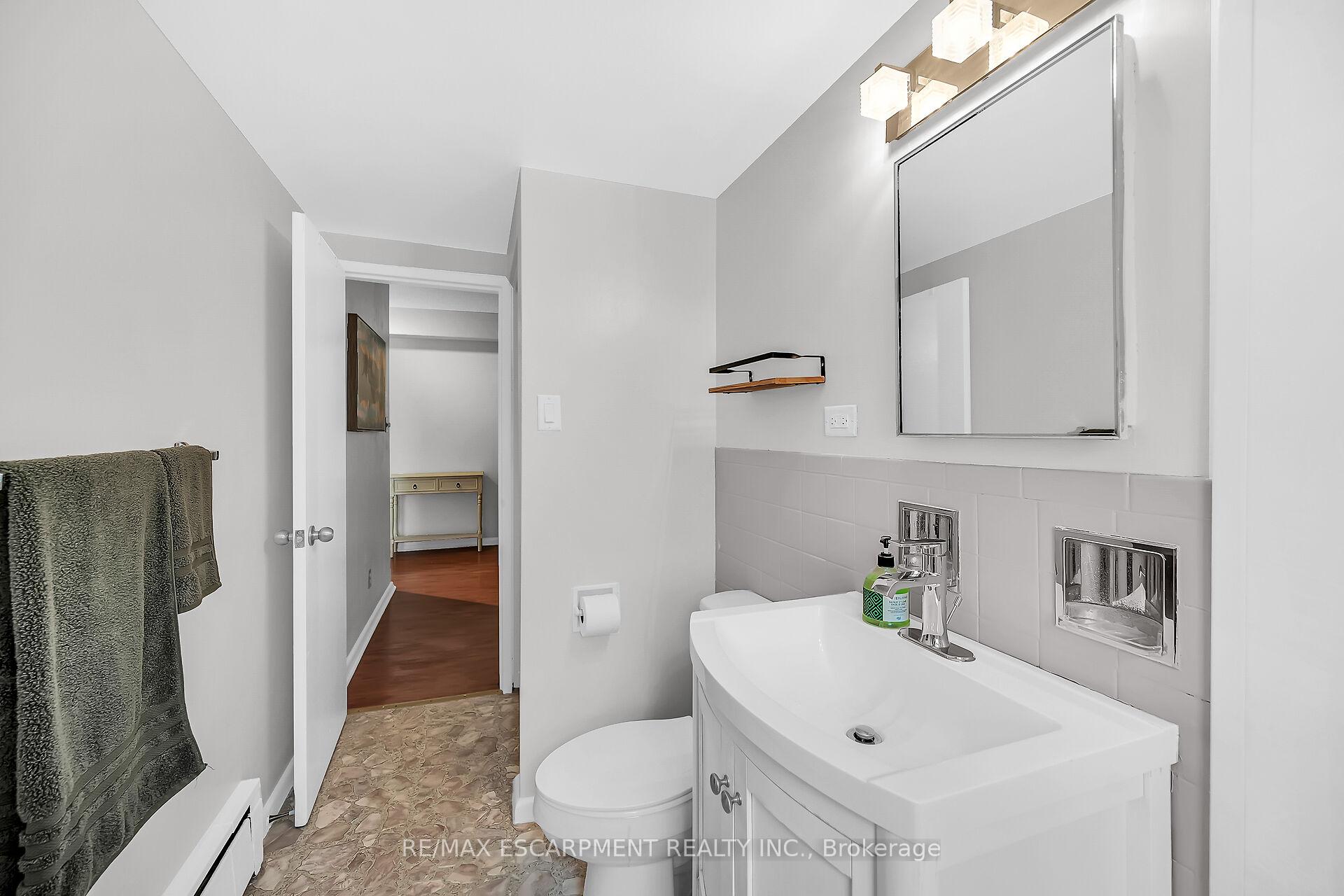 1 Bedroom Co-op at 40 Robinson, Hamilton For sale