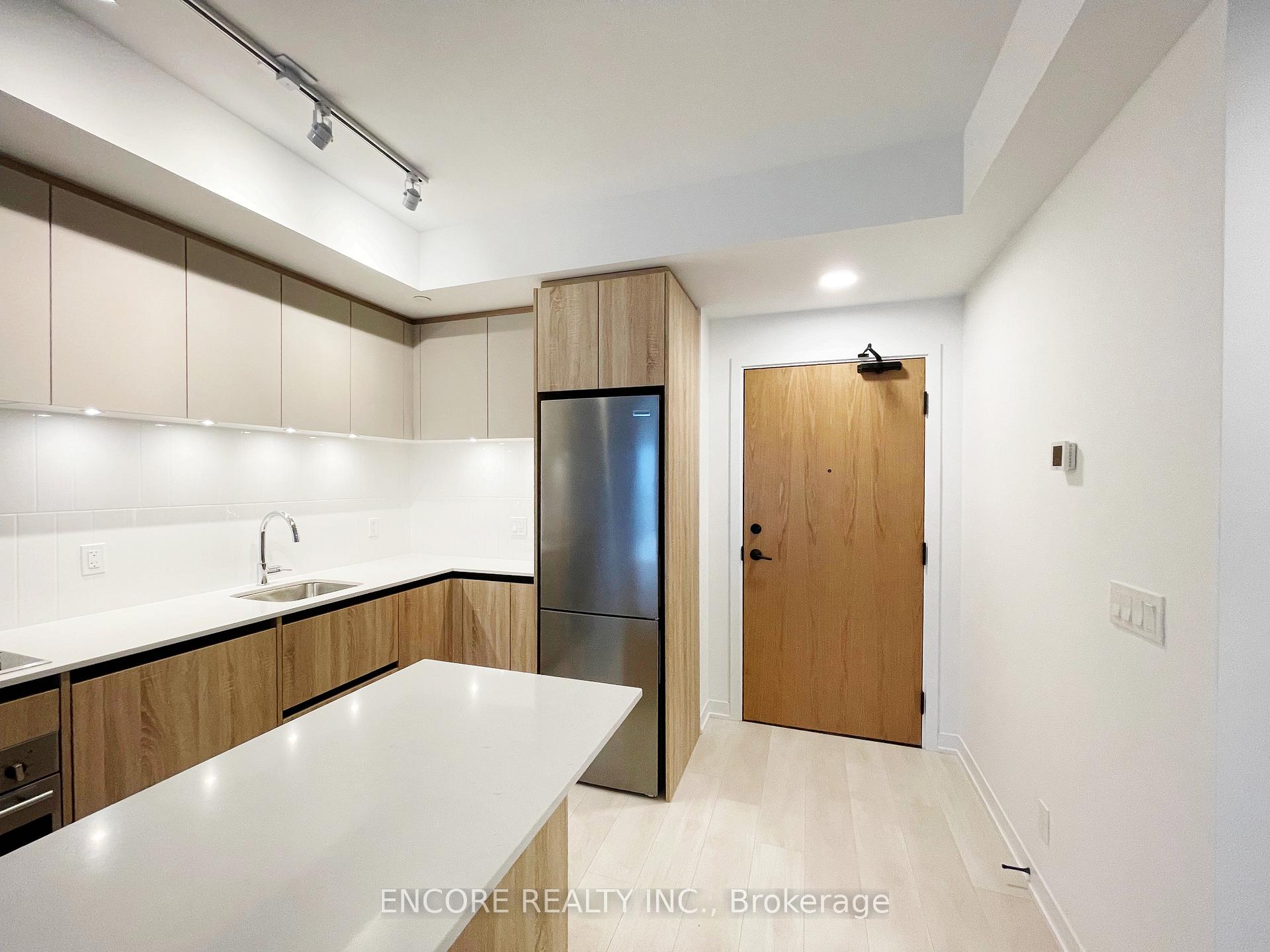 1 Bedroom Condo at 7950 Bathurst,  Vaughan For sale