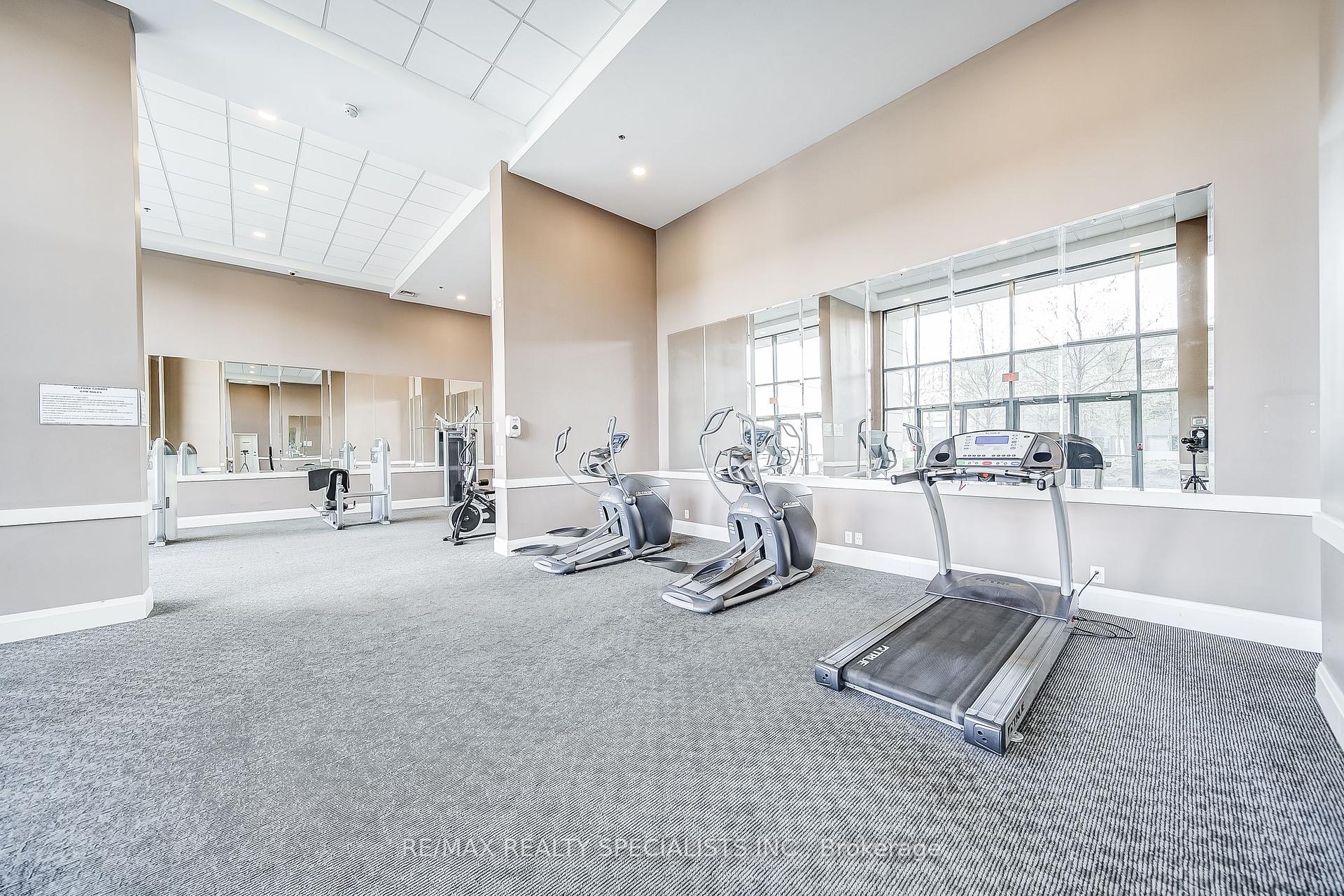 2 Bedrooms Condo at 24 Woodstream,  Vaughan For sale