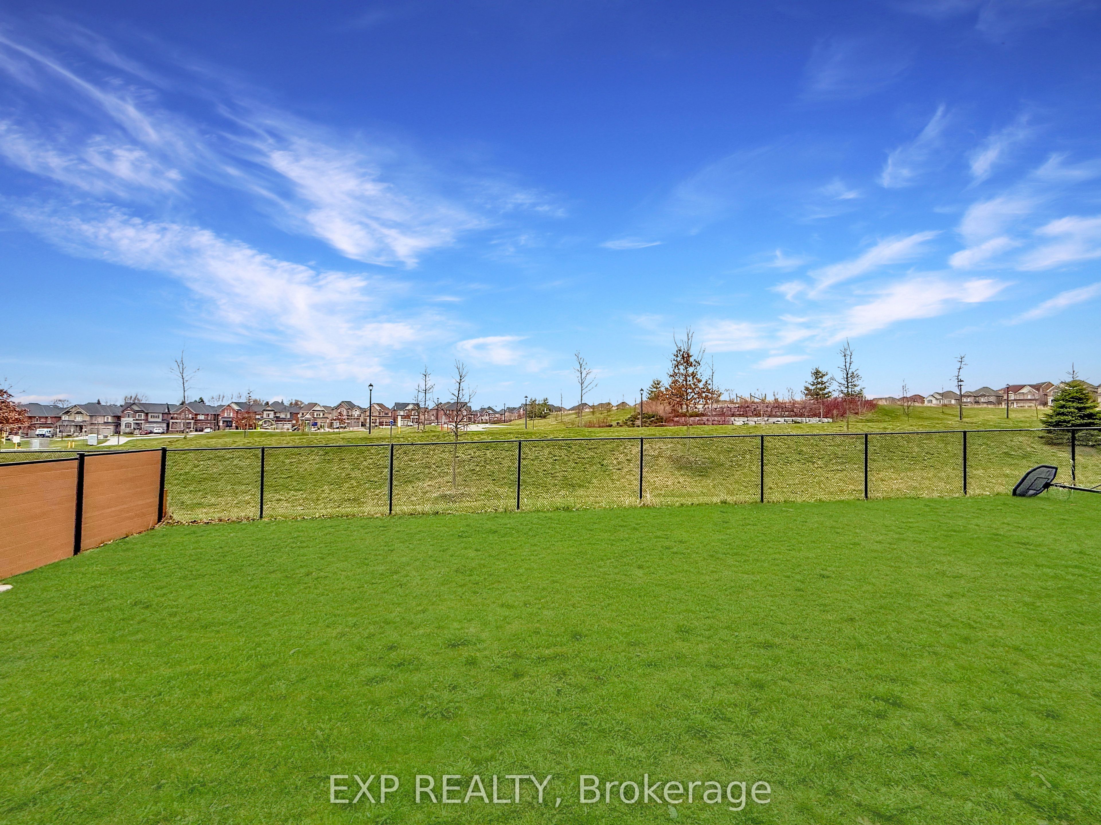 110 Frank Kelly Drive, #Upper