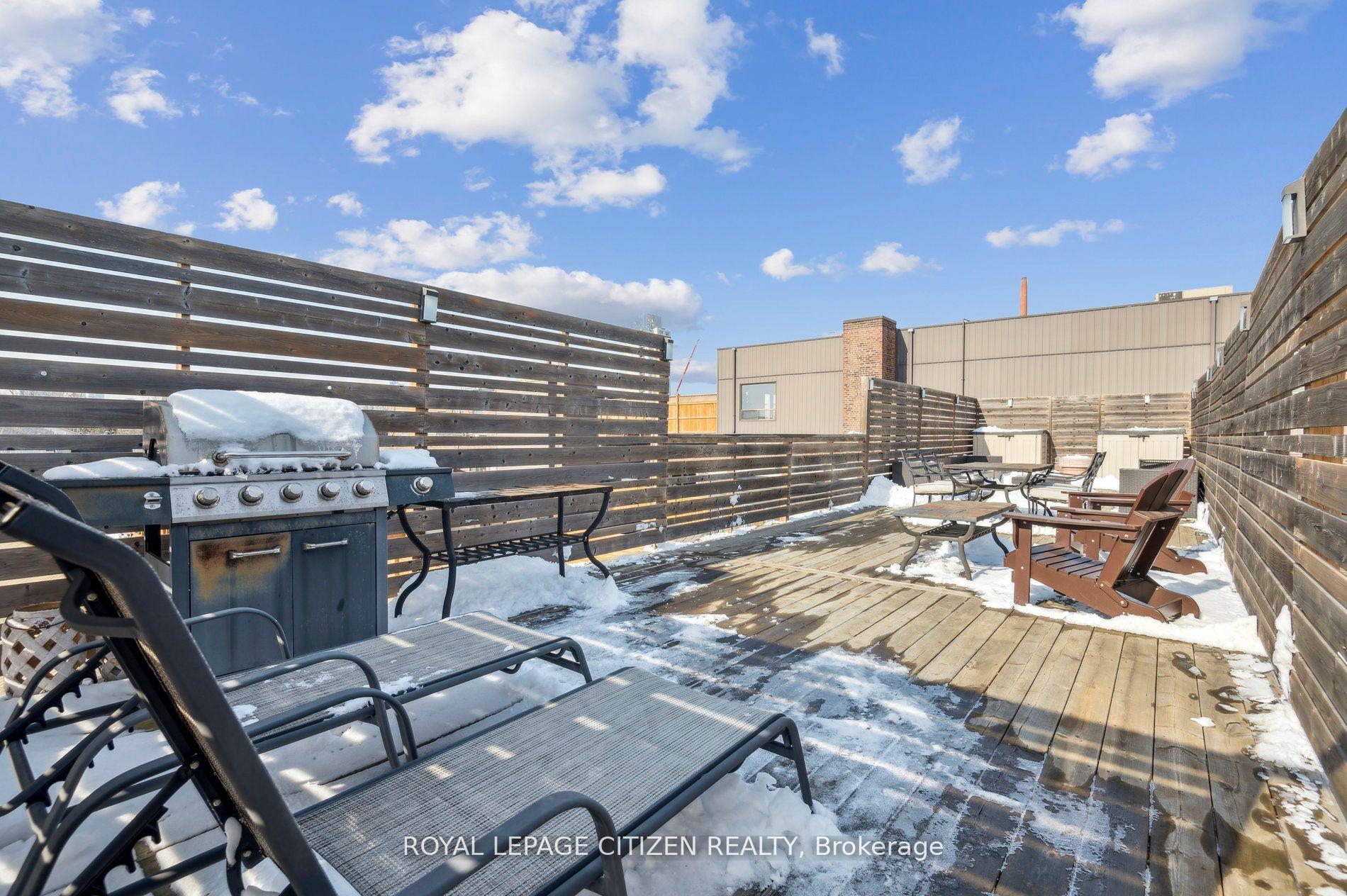 1 Bedroom Condo at 326 Carlaw, Toronto For sale