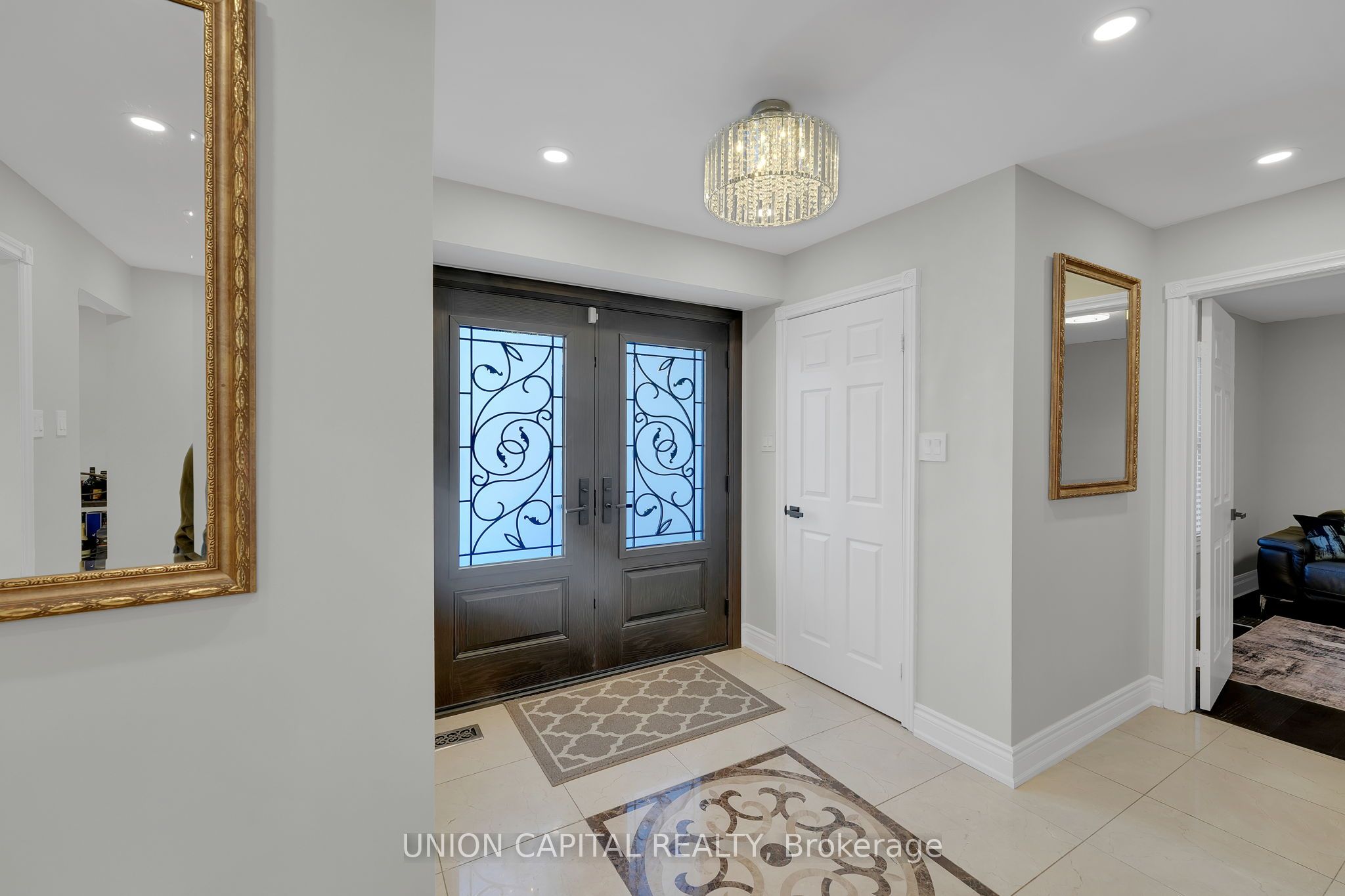 12 Reesor Place