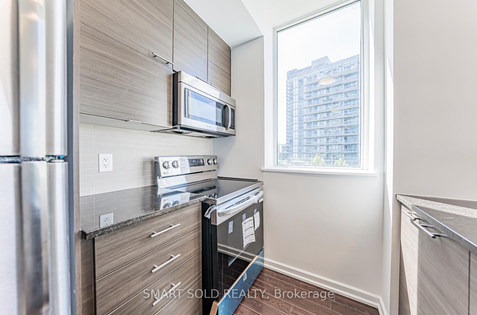 1 Bedroom Condo at 66 Forest Manor, Toronto For sale