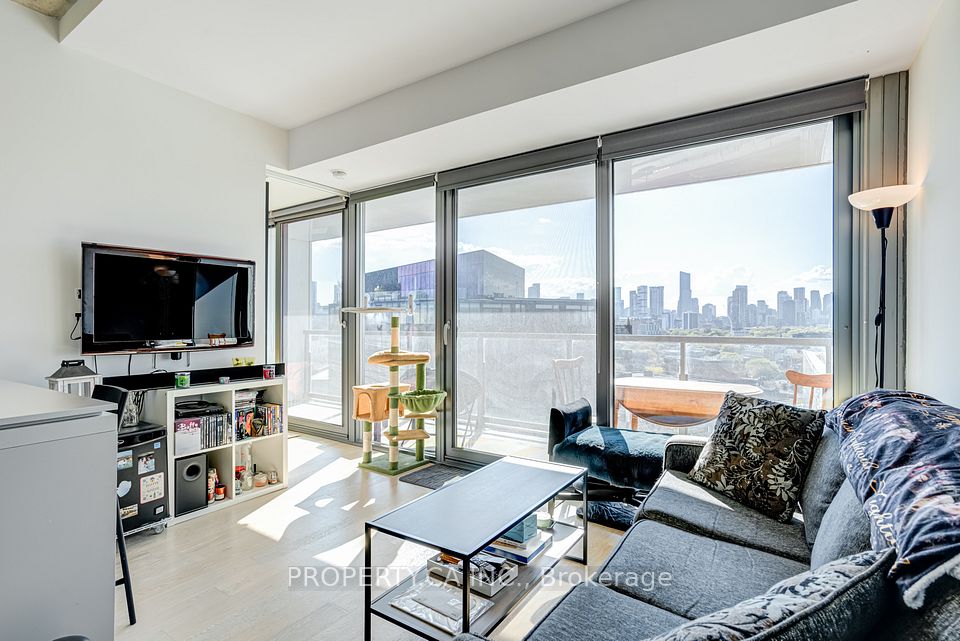 170 Bayview
