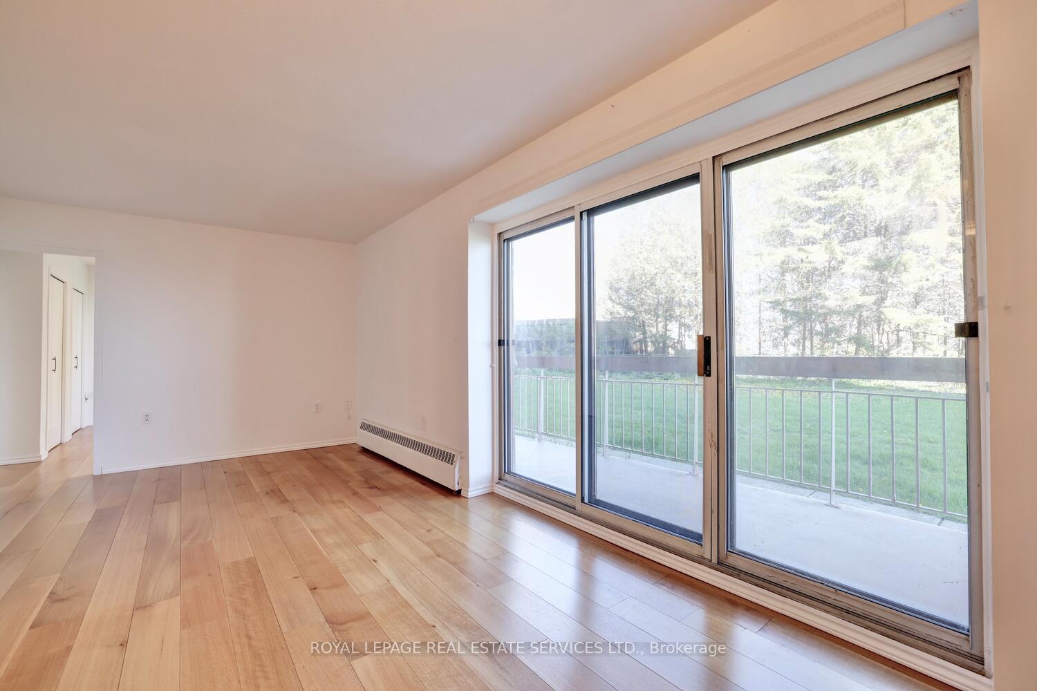 1 Bedroom Co-op at 41 Lake Shore, Toronto For sale