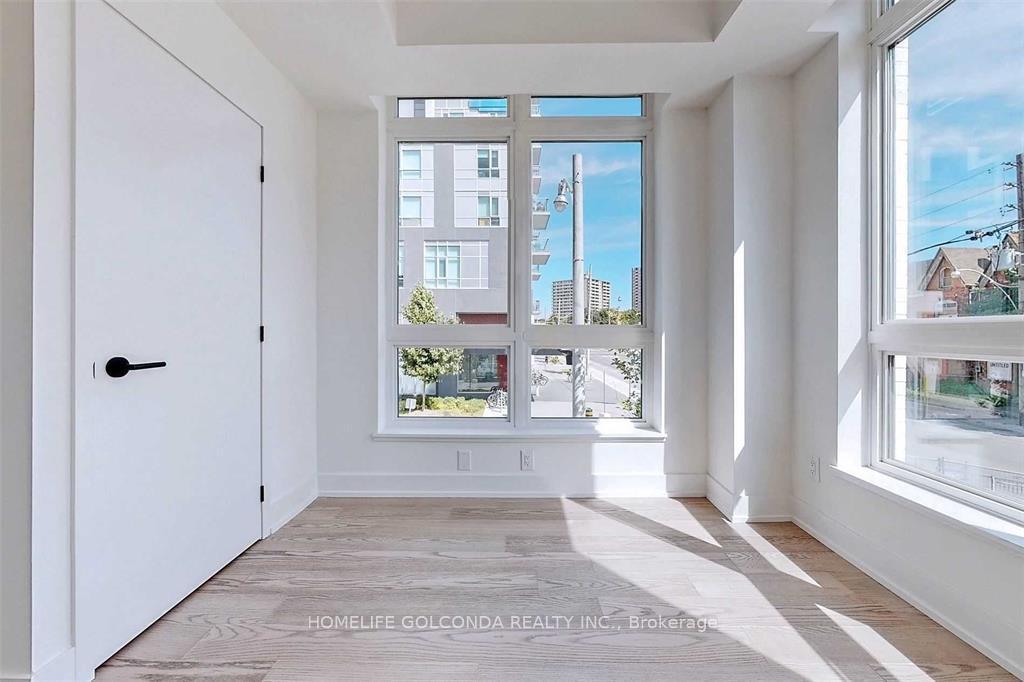 3 Bedrooms Condo at 100 River, Toronto For sale