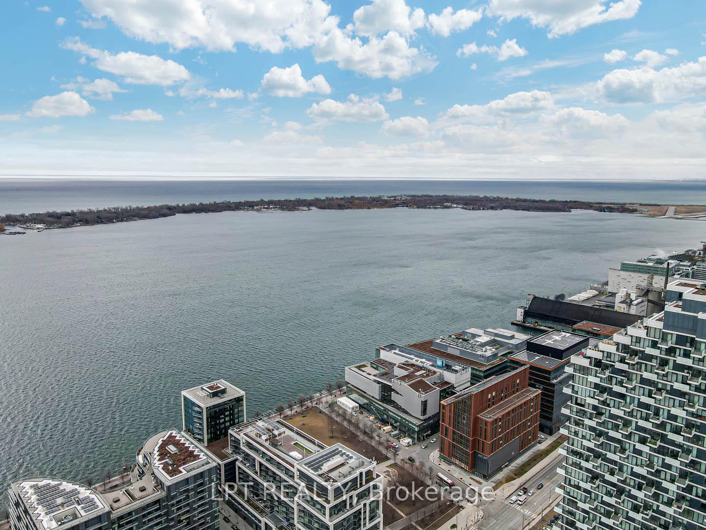 Condo at 460 Adelaide,  Toronto For sale
