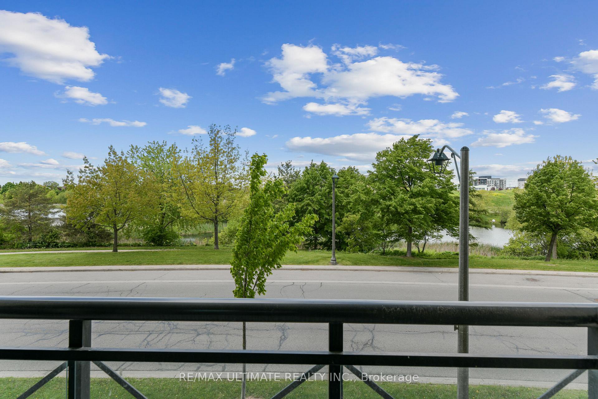 1 Bedroom Condo at 2325 Central Park, Oakville For sale