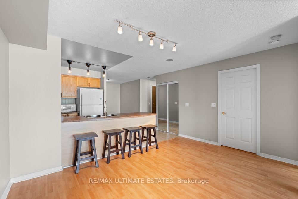 2 Bedrooms Condo at 5500 Yonge, Toronto For sale