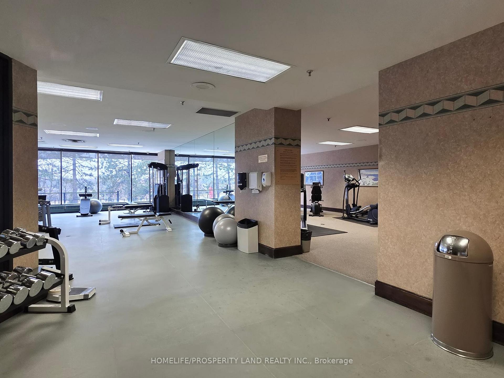 3 Bedrooms Condo at 89 Skymark, Toronto For sale