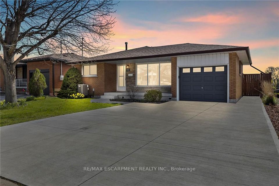 51 Moxley