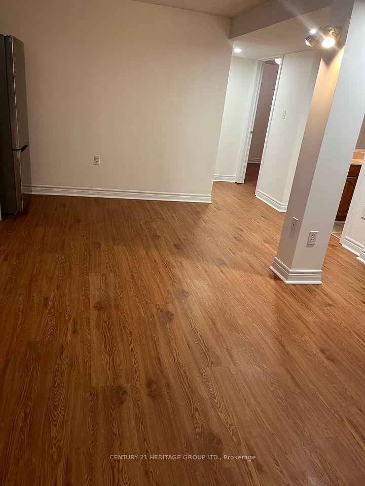 17 English Oak Drive