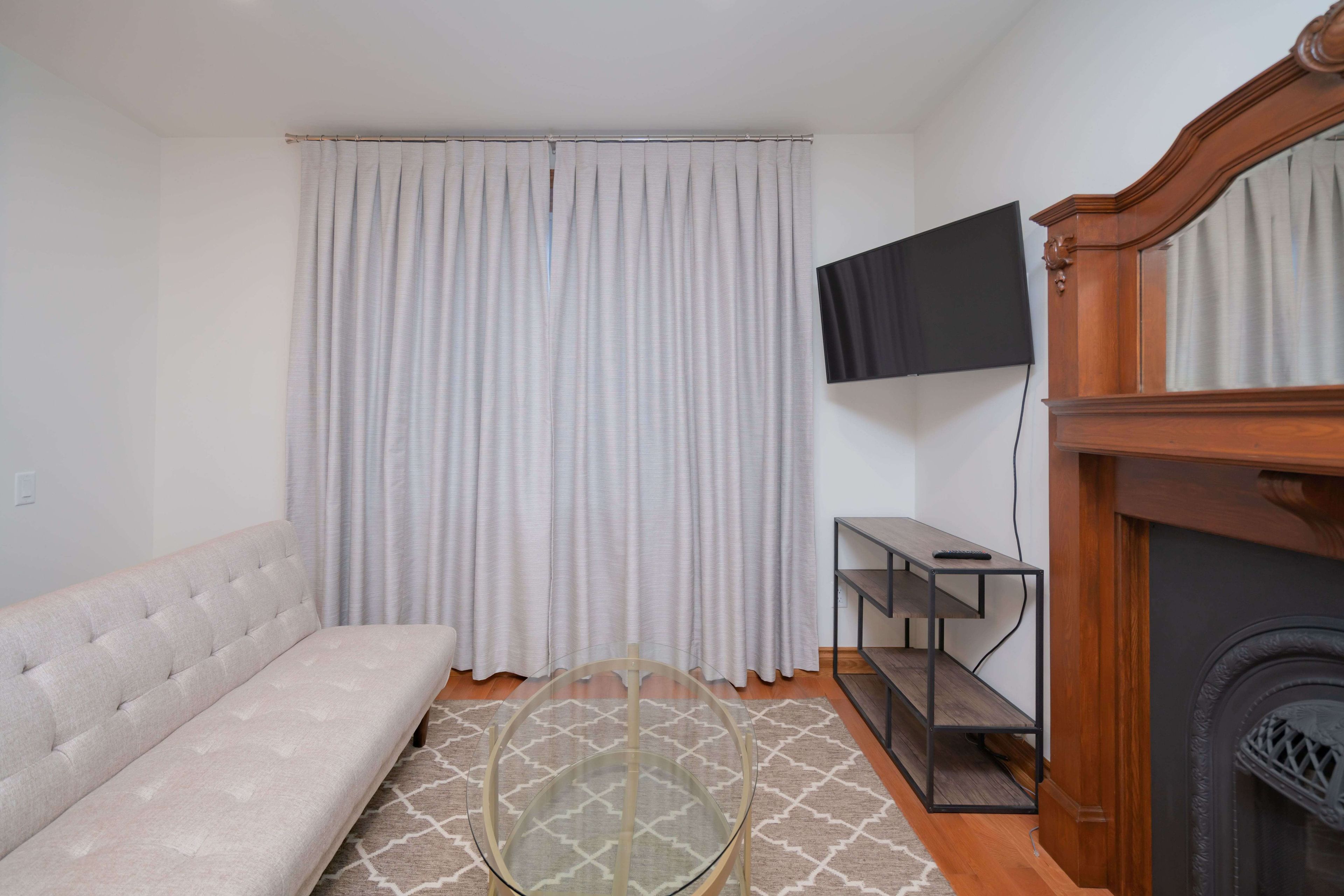 510 Jarvis Street 5