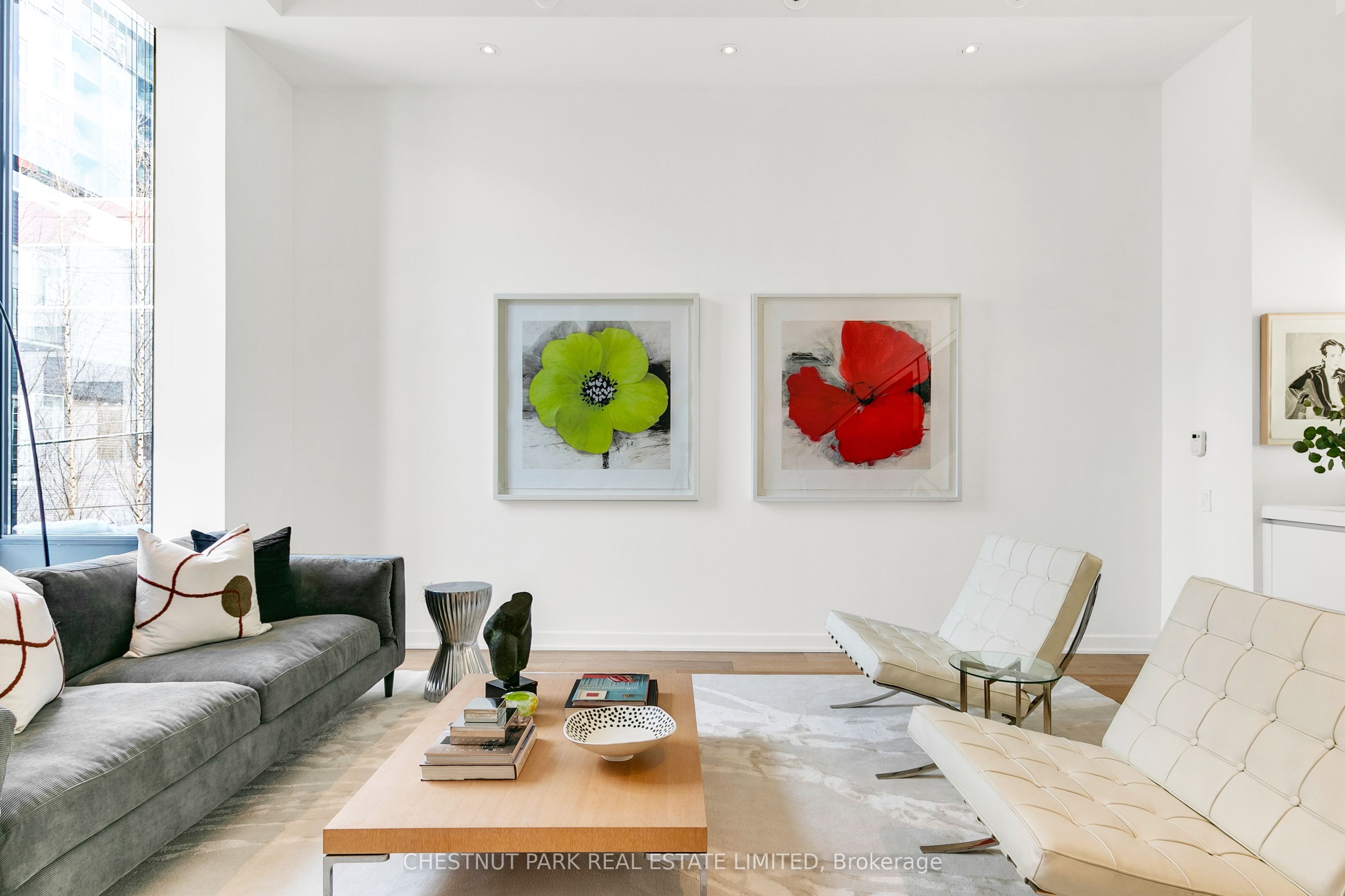 11B Gilead Place, Toronto, ON M5A 3C8
